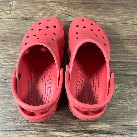 CROCS Classic Slip-On Clogs Women’s Size 8 Shoes - Picture 9 of 9